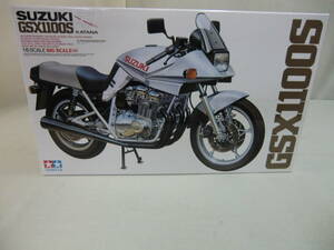 1:6 Suzuki GSX1100S Katana TAMIYA 16025