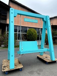 Ψ安らぎの逸品【 大型オブジェ / ガーデンファニチャー 特注大型ブランコ 木製 大人二人乗り 庭 屋内 青ブランコ 】M03375