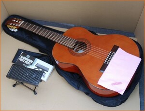 ☆希少 【 アリア / ARIA 新井貿易 クラシックギター A-20 】ソフトケース・フットレスト・クロス付 ガットギター M06047