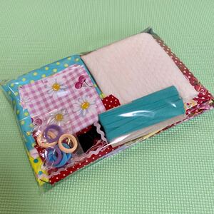 ハギレ カットクロス 生地 布 詰め合わせ まとめ売り 女の子向け かわいい ピンク ハンドメイド 資材