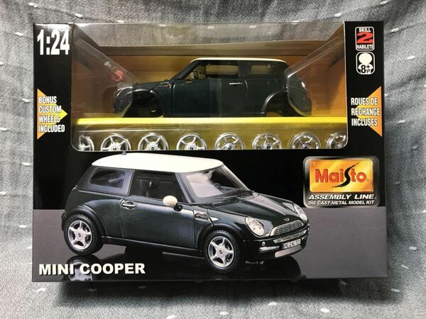 【未使用・未開封品】 【送料無料】 1/24 Maisto Assembly Line Die Cast Metal Model Kit Mini Cooper ミニ・クーパー