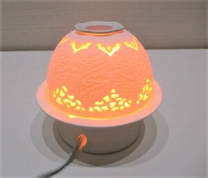  room lamp ala Beth k aroma oil . possible to use 