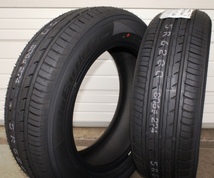 【在庫あり! 当日発送!】 2023年製 ヨコハマ BluEarth-Es ES32B 215/60R17 96H 新品2本SET エコスの後継 ブルーアース 送料別途_画像1