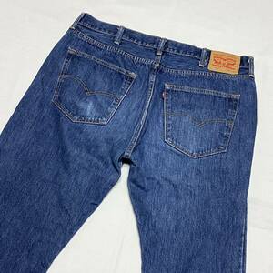 即決☆大きいサイズ☆LEVI'S☆リーバイス☆レギュラーストレート☆濃紺デニムパンツ☆501☆40☆ウエスト99cm