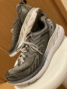 ホカオネオネ　HOKA ONEONE M CLIFTON4 WIDE クリフトン4 ワイド　グレー　灰色　26センチ