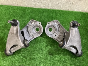 u1033245941　ALFAROMEO　アルファロメオGT　93720L　右ハンドル　純正　フロント　アッパーアーム　左右