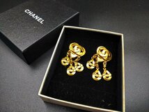 中古美品 CHANEL シャネル 97P ココマーク ゴールドカラー イヤリング ドロップ ハート_画像9