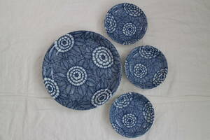 美しい伝統の品 福良焼 牡丹の花 絵皿大小4枚 青藍和食器セット おもてなし 24cm 13cm大皿 取り皿 昭和レトロ 幻の焼き物 花柄日本文化工芸