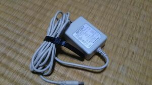 【家電】 AC アダプター 電源 ケーブル BUFFALO バッファロー US100523 導通確認済み 口径約5mm 5V 2.3A