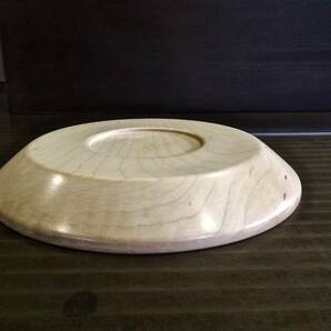 カエデ チジミ杢 手作りのお皿 無垢一枚板からロクロで制作しました。(S1071) 未使用 小皿 漆器 新品 花台 木工旋盤 ウッドターニングの画像6