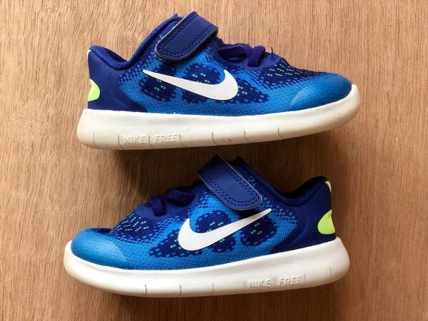 NIKE 子供スニーカー