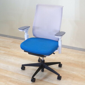 コクヨ ベゼル/Bezel CRS-G2800E10 ターコイズブルー 肘付 オフィスチェア メッシュ 事務椅子 ワークチェア BR4689 中古オフィス家具