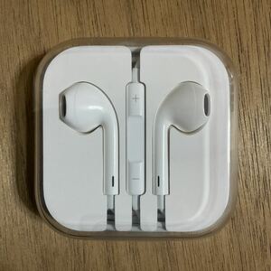 新品未使用未開封　Apple iPhone 6s 付属 EarPods with 3.5 mm Headphone Plug　純正イヤホン／純正アクセサリ