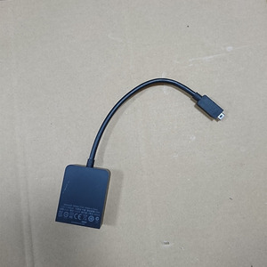 VGA アダプター用 Surface Mini DisplayPort