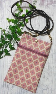 □スマホポーチ□ショルダータイプ□大きめ□モロッカン柄 ピンク□ハンドメイド ポシェット ケース