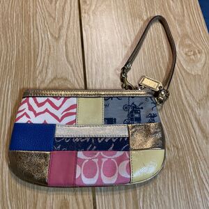 COACH コーチポーチ