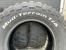 T259 中古タイヤ 285/70R17 BFGoodrich Mud-Terrain T/A KM2 グッドリッチ マッドテレーン 夏タイヤ オフロードタイヤ 4本セット_画像6