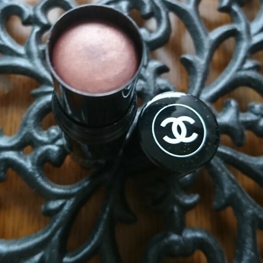 CHANEL　シャネル ハイライト チーク