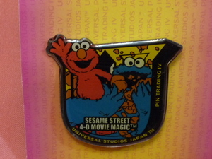  ultra rare!2005 year Sesame Street character Elmo & Cookie Monster pin badge pin z( not for sale )*