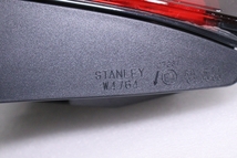 10-548★美品★LED GR1 フィット★左テールライト 内側 STANLEY W4764 打刻:N ASSY 純正★ホンダ (UK)_画像5