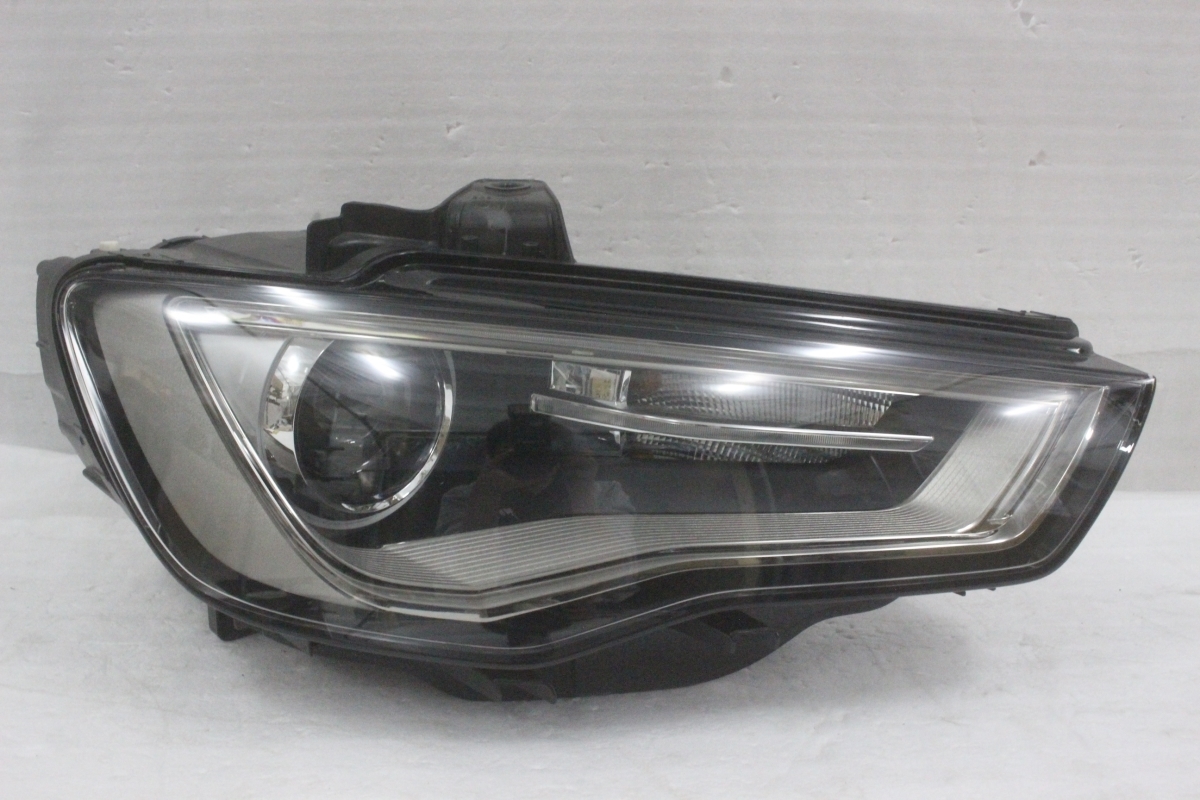 ヤフオク! -Audi A3 8v ヘッドライト(ライト)の中古品・新品・未使用品一覧