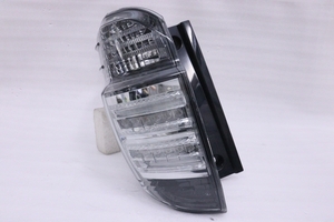 211769★美品★前期 LED AGH30W ヴェルファイア★左テールライト HV KOITO 58-69 打刻:(4)★トヨタ (DM)