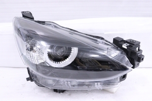 26-316★美品★ALH付 LED DJ MAZDA2★右ヘッドライト KOITO 100-8N01H 打刻:DD マツダ2 ブラック 純正★マツダ (QT)