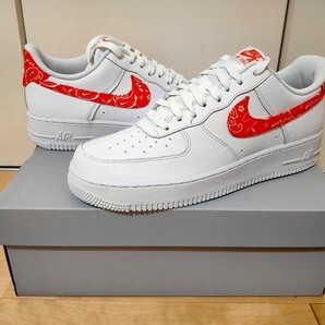 NIKE WMNS エアフォース1 07 エッセンシャル ペイズリー オレンジ