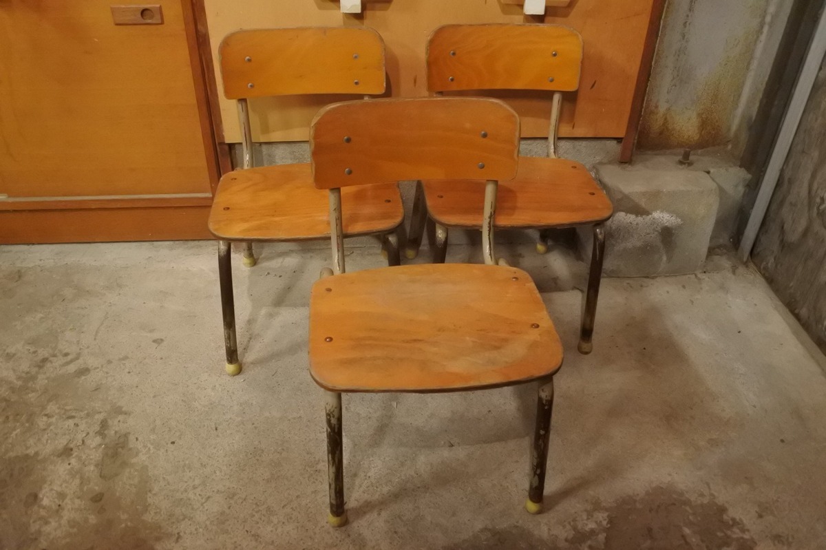 ヤフオク! -学校 椅子 レトロの中古品・新品・未使用品一覧