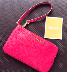 【新品・ケアカード付】MICHAEL KORS マイケルコース　レザーマルチポーチ・リストレット付　