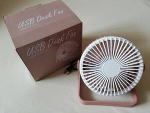 [ new goods * beautiful goods ]USB desk fan color is 3 kind < Brown * light brown * light blue > equipped 