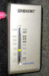 SRF-S84 ソニー 美品 受信確認済 完動品 ワイドFM AM FM ポケットラジオ ライターサイズ 通勤 出張 防災 野球 競馬 991337 SRF-S86 姉妹品