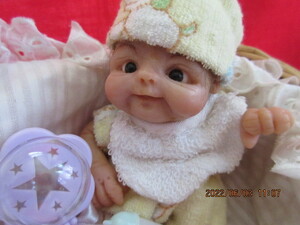 希少　レア　樹脂粘土　ベビー創作人形　ドール赤ちゃん　人形粘土人形ドール 