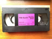 貴重！1980年★THE CLASH ザ・クラッシュ RUDEBOY ルードボーイ パンク PUNK オフィシャル VHS ビデオ ジョーストラマー ロック ROCK_画像3