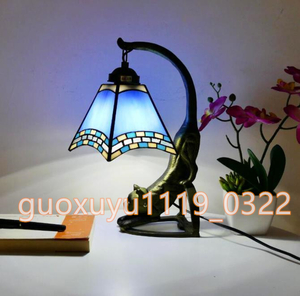 Art hand Auction Special sale! Super popular ☆ Tiffany lamp cat antique style iron art Tiffany technique stained glass lighting table lamp, hand craft, handicraft, glass crafts, Stained glass