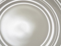 B0533 Noritake 造 ホワイト プレート 5枚 セット ☆ 直22.4 ㎝ 洋食器 皿 中皿 大皿 飾り皿 飾皿 深皿 盛り皿 盛皿 平皿 則武 ノリタケ_画像4