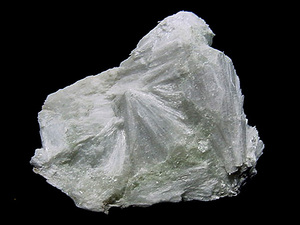 国産鉱物0703 春日村産の一級結晶の珪灰石　