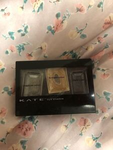 KATE アイシャドウ