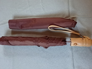  傘　折り畳み傘　晴雨兼用　ブラウン　紐　カバー付き　男女兼用　１２０円　未使用　即決