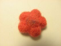 ウールフェルト　花柄 約3cm オレンジ色 WFT01-OG1_画像2