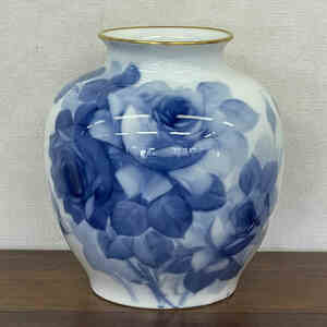 Art hand Auction ■Okura Pottery Okazome Blue Rose 29cm Florero Sin caja Rosa Patrón de rosa Base Florero decorativo Florero grande Florero pintado a mano S28, Vajilla, Por marca, Cerámica Okura