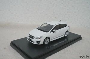 スバル インプレッサスポーツ 1/43 ミニカー 白