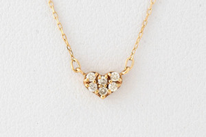 Канал 4 ℃ yon Sea K10 Желто -золотое сердце ожерелье № 26141