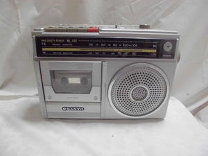 SANYO radio-cassette MR-G307 junk 