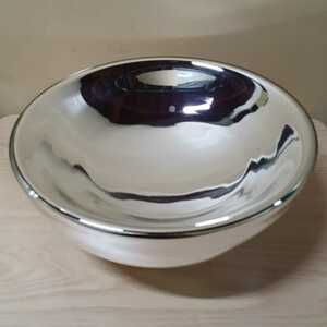 海外製（イタリア？） ガラス 置物 皿 インテリア シルバー 直径約27センチ 高さ約11センチ 未使用品 
