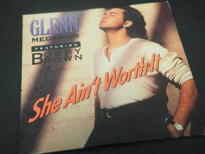 CDシングル - Glenn Medeiros feat. Bobby Brown - She Ain't Worth It