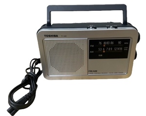 【中古品】　TOSHIBA AMFMラジオ TY-HR1　通電確認済み。その他の確認をしていない為、この価格！（18374）