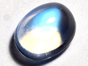  natural blue moonstone loose 2.857 ct,so-ting attaching, case go in 