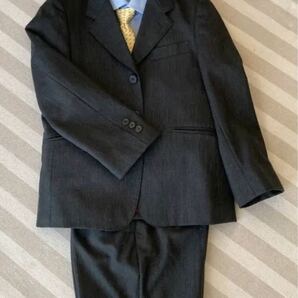男の子　130センチ　スーツ　ネクタイ　シャツ　ジャケット　パンツ　4点セット　入学式　卒園式　結婚式　発表会