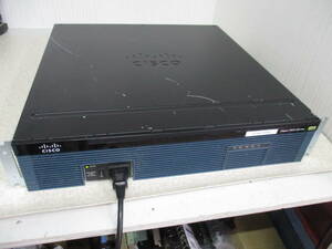 CISCO 2900 Series Cisco 2921★ 通電確認 本体のみ ★ 現状品 です。★No:LII-30